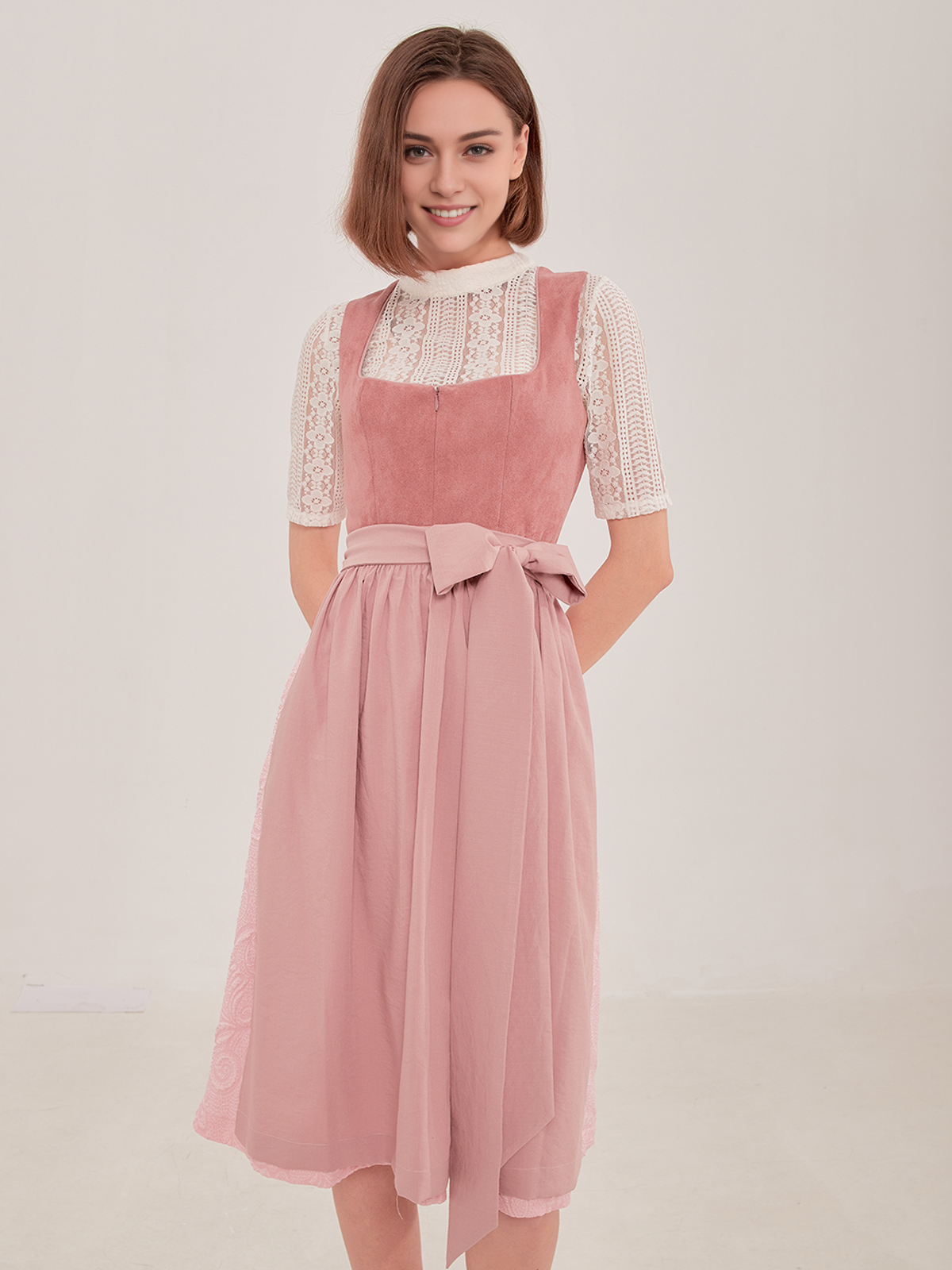Dirndl Midi Pink in eleganter Ausführung