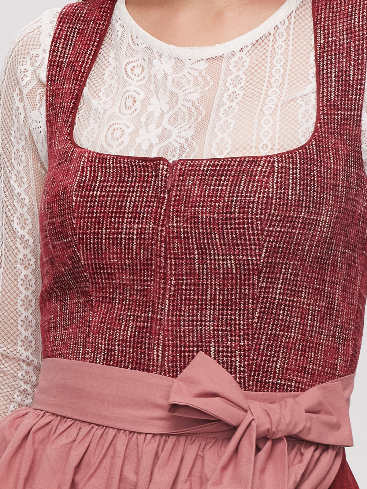 Elegantes graues Samt-Dirndl