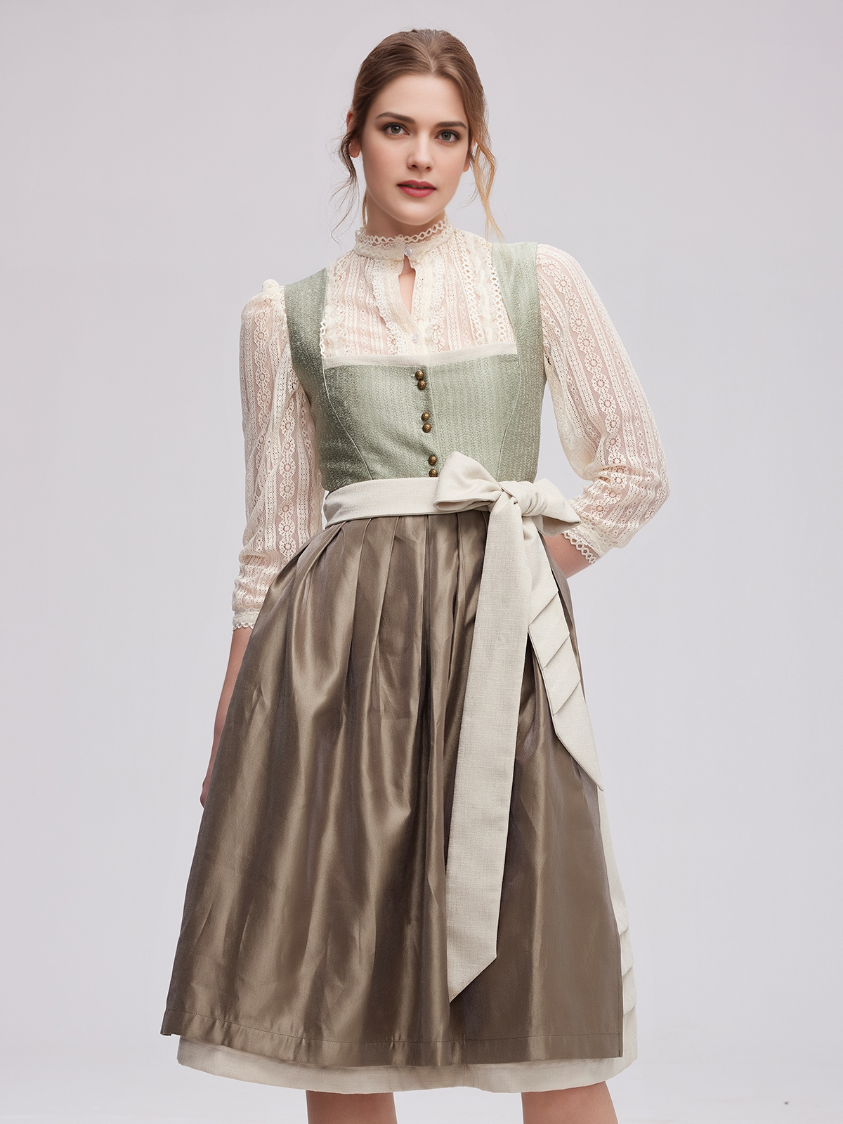 Dirndl Dunkelgrün – Eleganz und Tradition